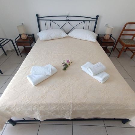 Meropi Rooms Kamares  Exterior photo
